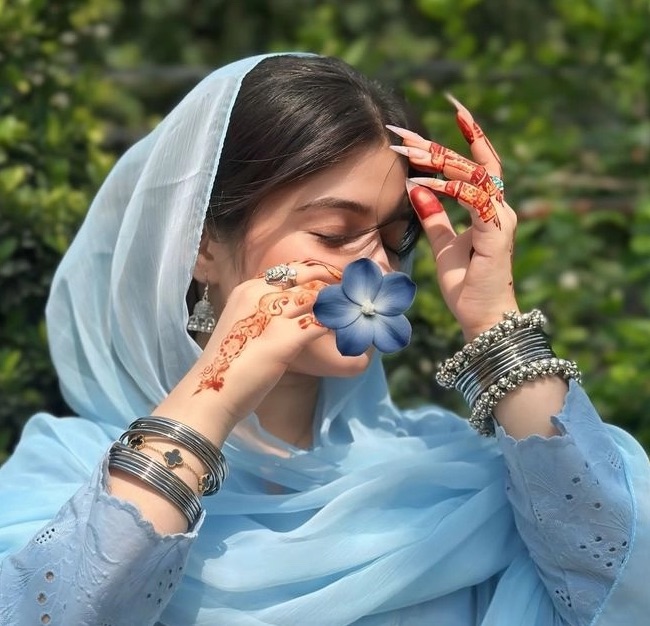 Hina Kazi